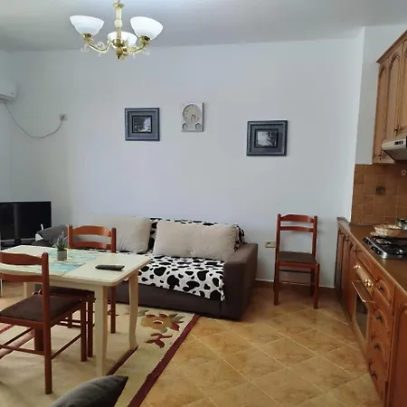 Arbora Durres